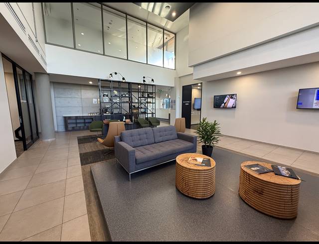 1,593M² OFFICE TO LET IN ROSEBANK
